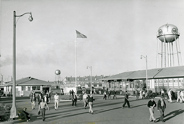Workers leaving the steel mill in the 1960s.