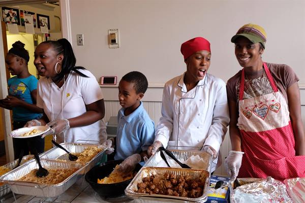 22289708_10154781945116502_5032055388089773100_o Lunch was served by local caterers.