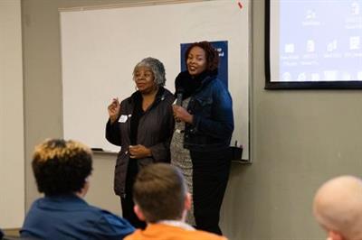 dorothy and linisha williams at 2019 annual meeting dorothy and linisha williams at 2019 annual meeting