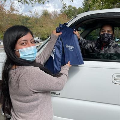 Brevard branch distributing lunch to members