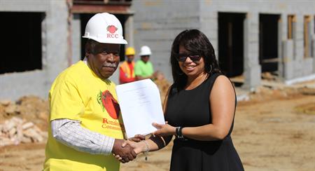 Bringing Healthy Foods to a Food Desert Healthy Foods