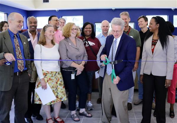 IMG_5745 Mangum Street ribbon cutting