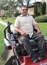 Lawnmower Alejandro Quillares
