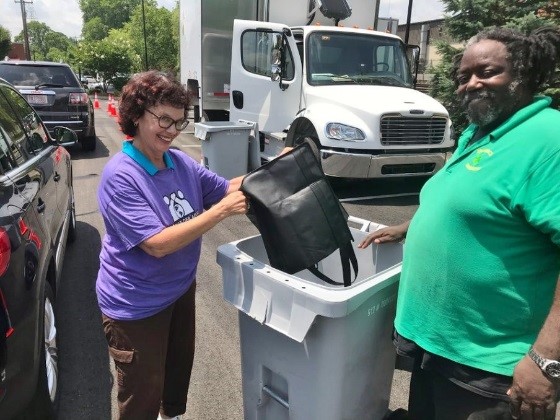 Recycling woman - blog post
